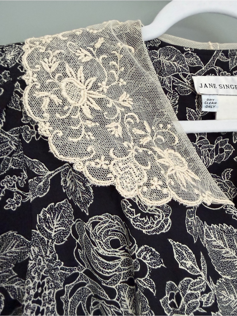 Vintage Jane Singer Black Cream Floral Cottagecore Button Front Midi Dress - Picture 5 of 14